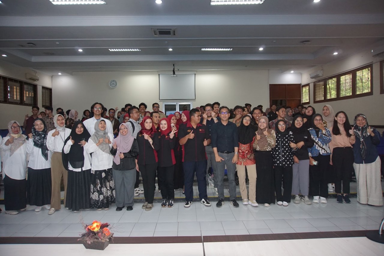 COLLOQUIUM URBAN SUSTAINABILITY PWK UNS BERSAMA URP UTM MALAYSIA